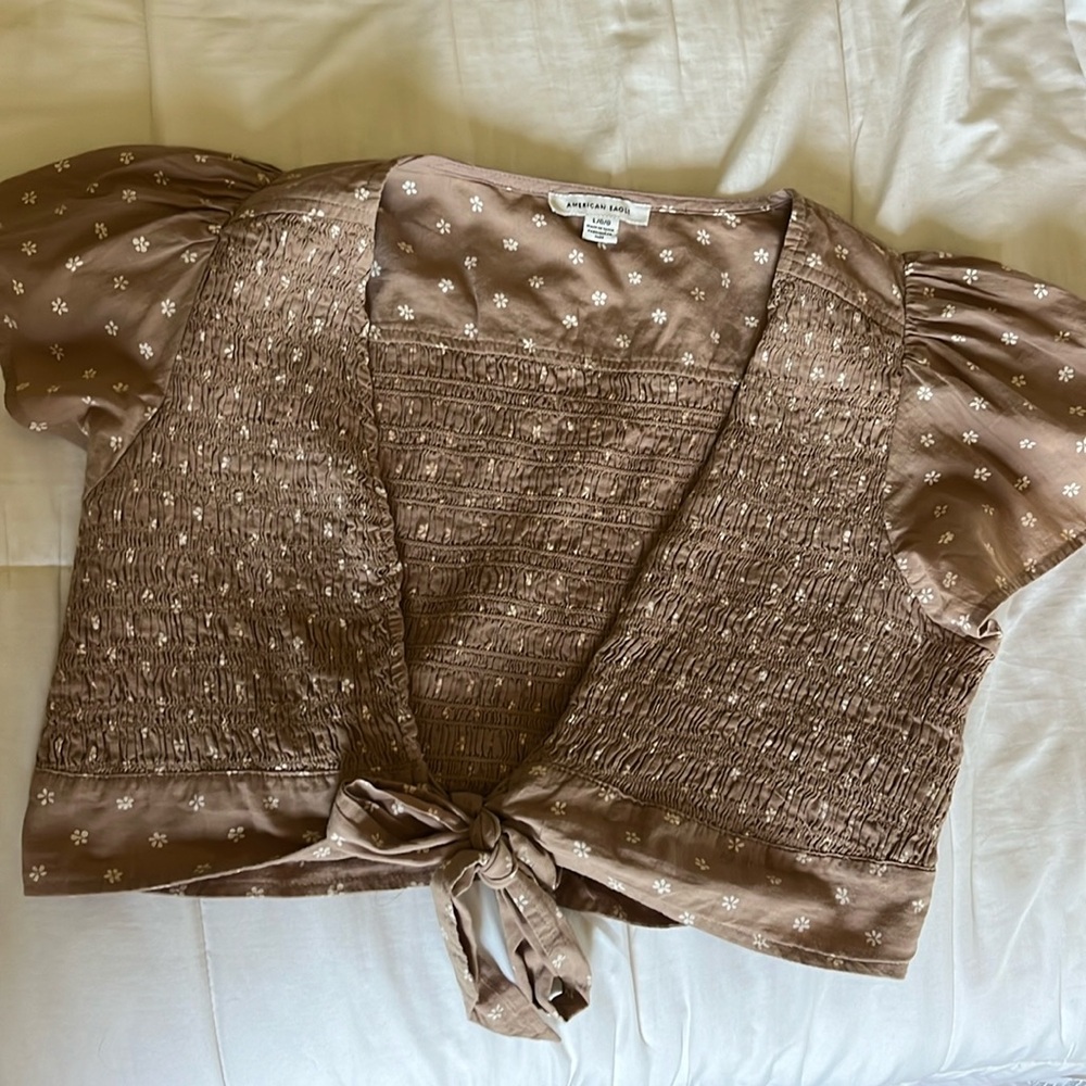 American Eagle Brown & White Wrap Top